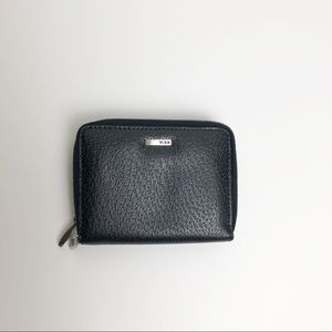 TUMI NWOT Leather Wallet